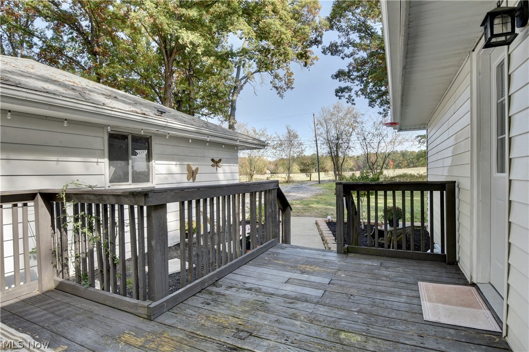 3165 Phalanx Mills Herner Road Southington OH 44470
