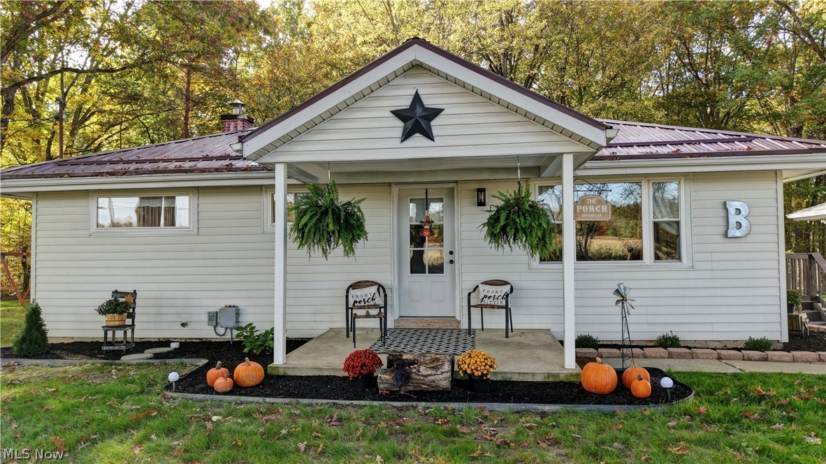 3165 Phalanx Mills Herner Road Southington OH 44470