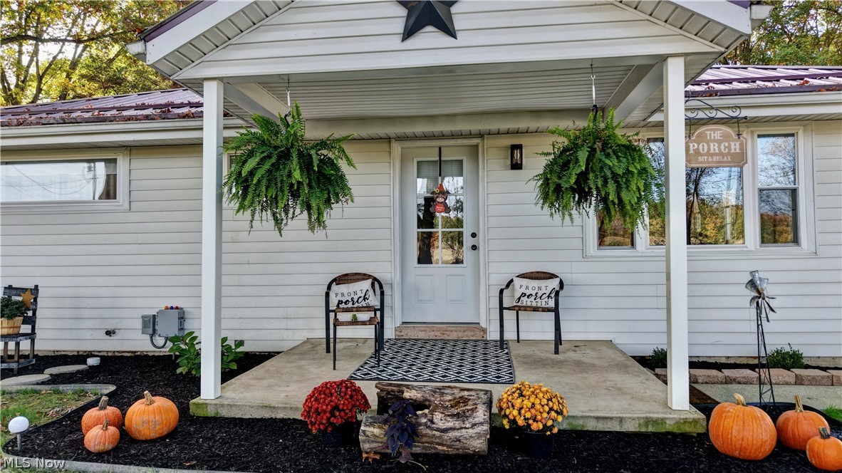3165 Phalanx Mills Herner Road Southington OH 44470