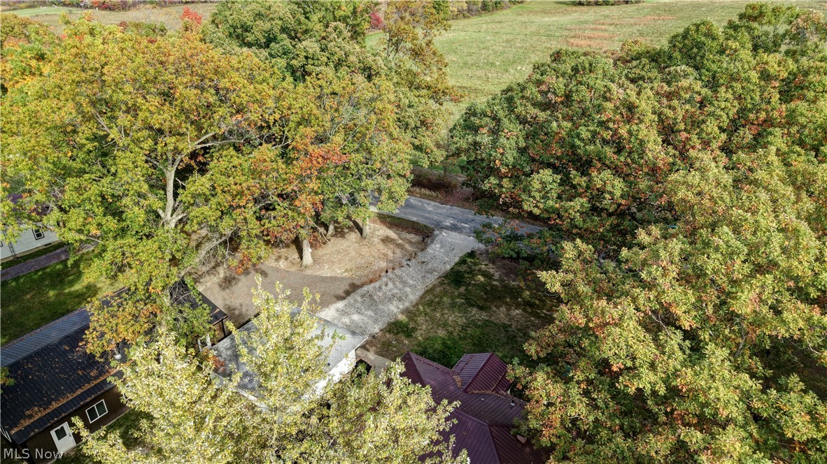 3165 Phalanx Mills Herner Road Southington OH 44470