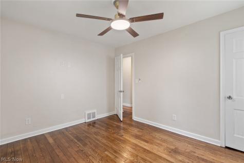 1335 Greenwood Avenue Akron OH 44320