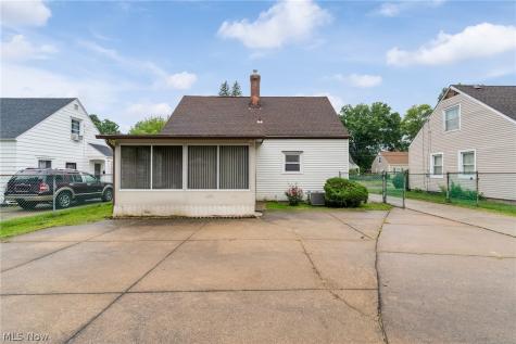 1335 Greenwood Avenue Akron OH 44320