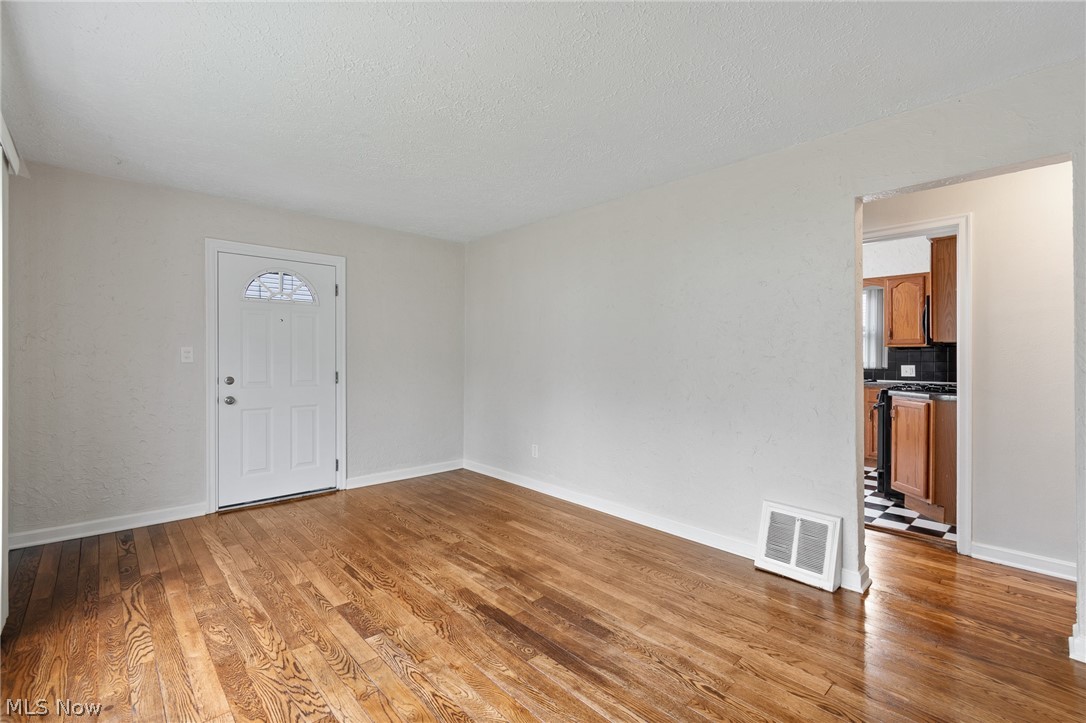 1335 Greenwood Avenue Akron OH 44320