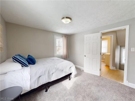 2894 Lost Nation Road Willoughby OH 44094
