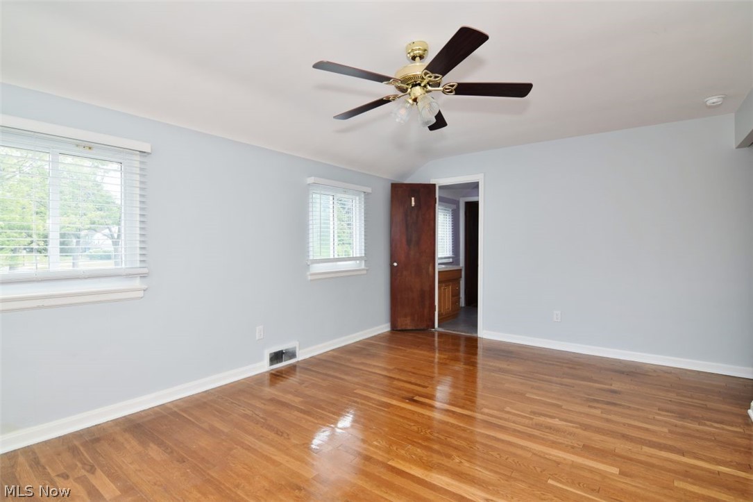 2492 Newbury Drive Cleveland Heights OH 44118