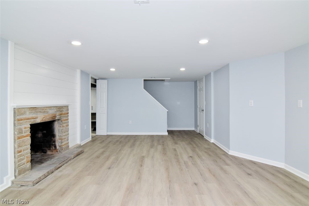 2492 Newbury Drive Cleveland Heights OH 44118