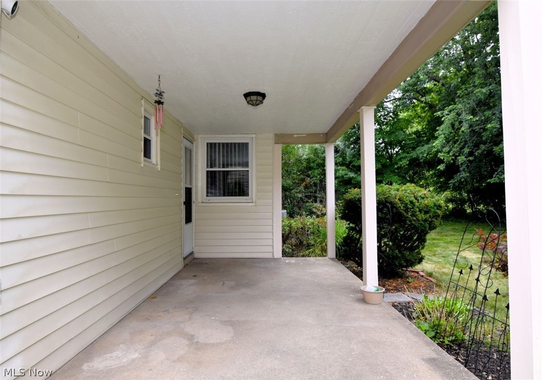 2492 Newbury Drive Cleveland Heights OH 44118