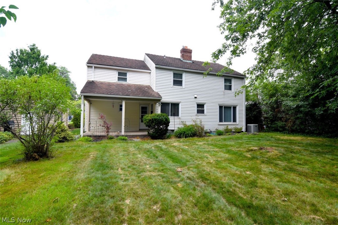 2492 Newbury Drive Cleveland Heights OH 44118