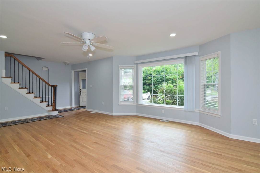 2492 Newbury Drive Cleveland Heights OH 44118