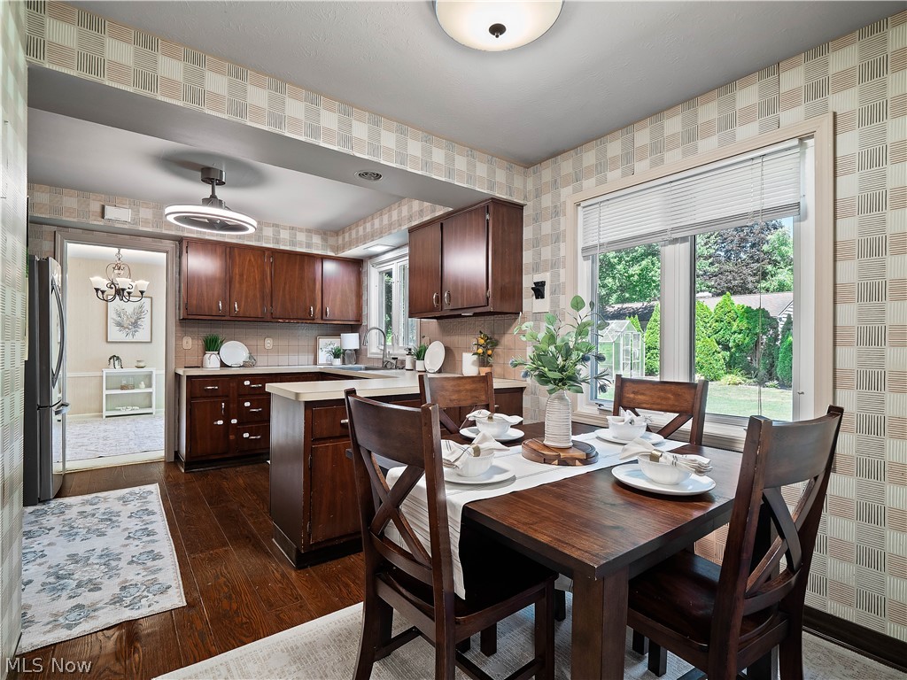 5235 Meadow Wood Boulevard Lyndhurst OH 44124