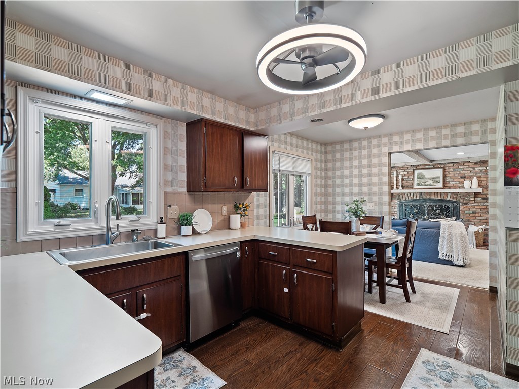 5235 Meadow Wood Boulevard Lyndhurst OH 44124
