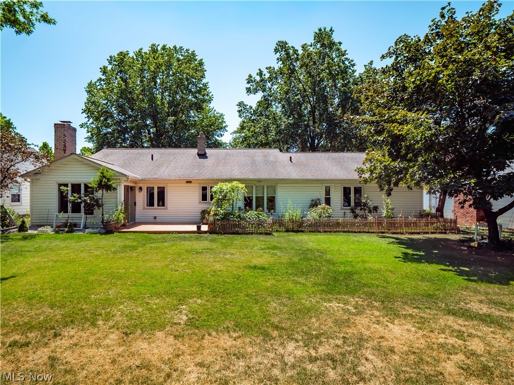 5235 Meadow Wood Boulevard Lyndhurst OH 44124