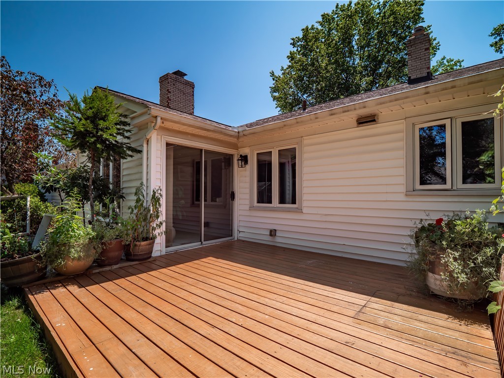 5235 Meadow Wood Boulevard Lyndhurst OH 44124