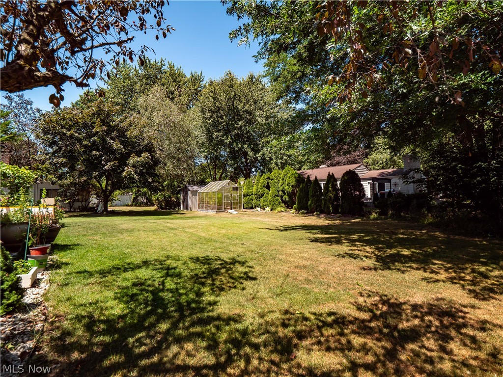 5235 Meadow Wood Boulevard Lyndhurst OH 44124