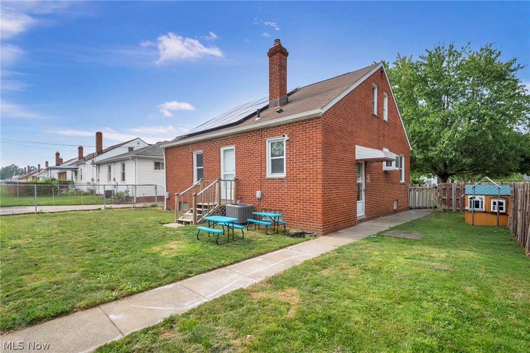 4403 Dawnshire Drive Parma OH 44134