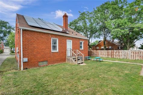 4403 Dawnshire Drive Parma OH 44134