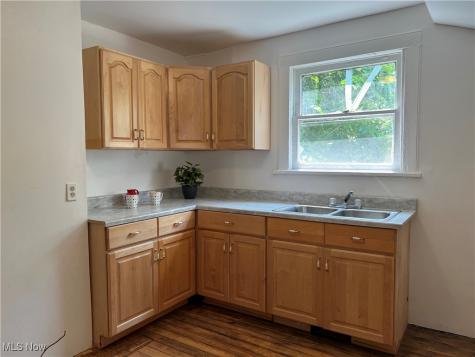 519 E 103rd Street Cleveland OH 44108