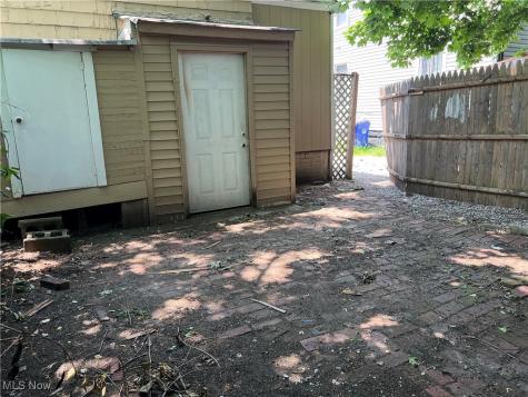 519 E 103rd Street Cleveland OH 44108