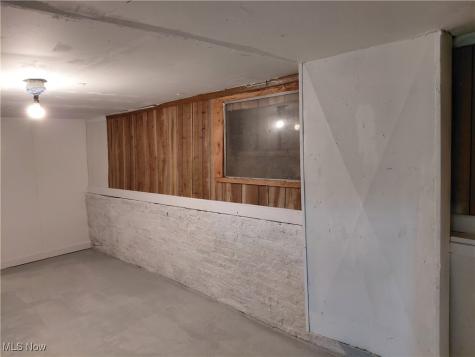 519 E 103rd Street Cleveland OH 44108