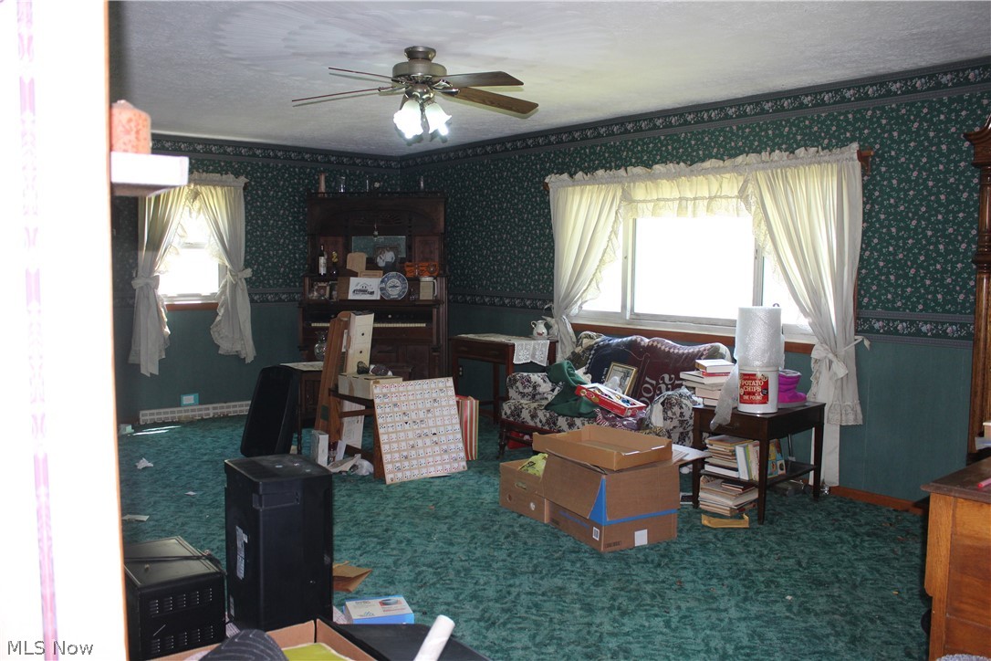 10182 Andora Road NE East Rochester OH 44625