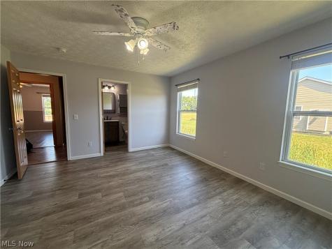 5788 W Breezeway Drive North Ridgeville OH 44039