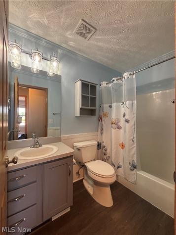5788 W Breezeway Drive North Ridgeville OH 44039
