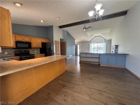 5788 W Breezeway Drive North Ridgeville OH 44039