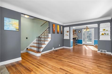 6017 Hodgman Drive Parma Heights OH 44130