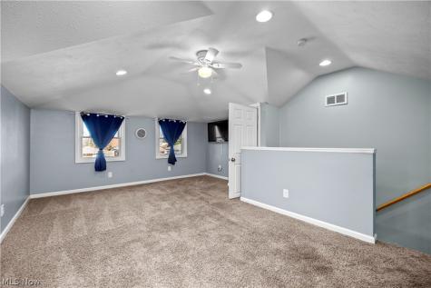 6017 Hodgman Drive Parma Heights OH 44130
