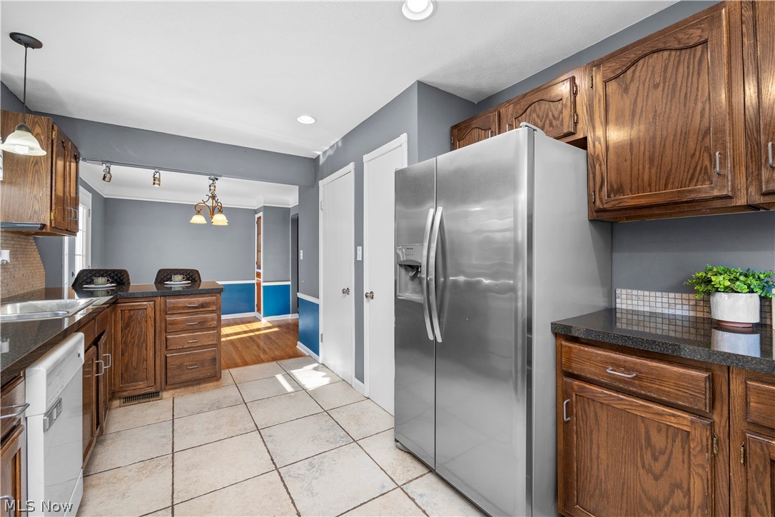 6017 Hodgman Drive Parma Heights OH 44130