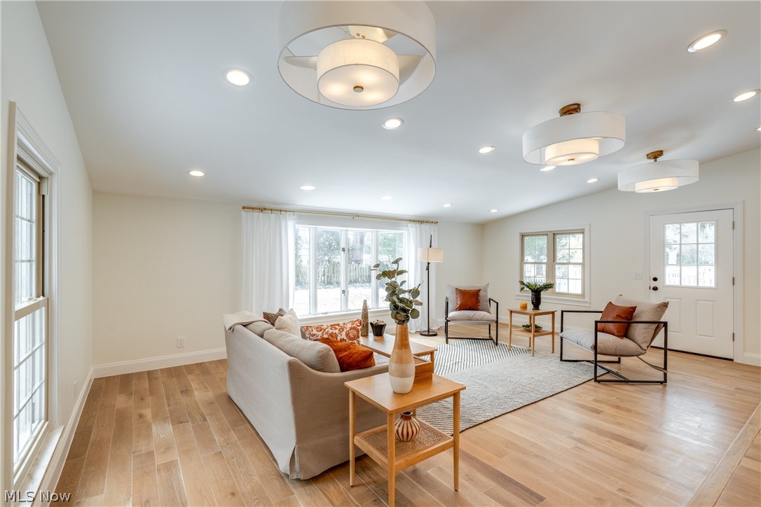 30009 Ednil Drive Bay Village OH 44140