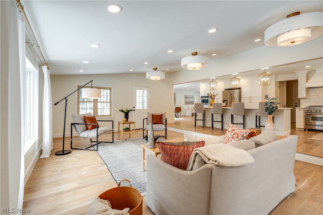 30009 Ednil Drive Bay Village OH 44140
