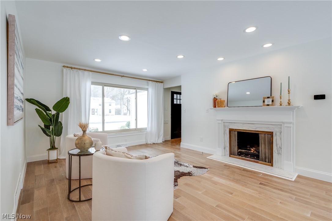 30009 Ednil Drive Bay Village OH 44140