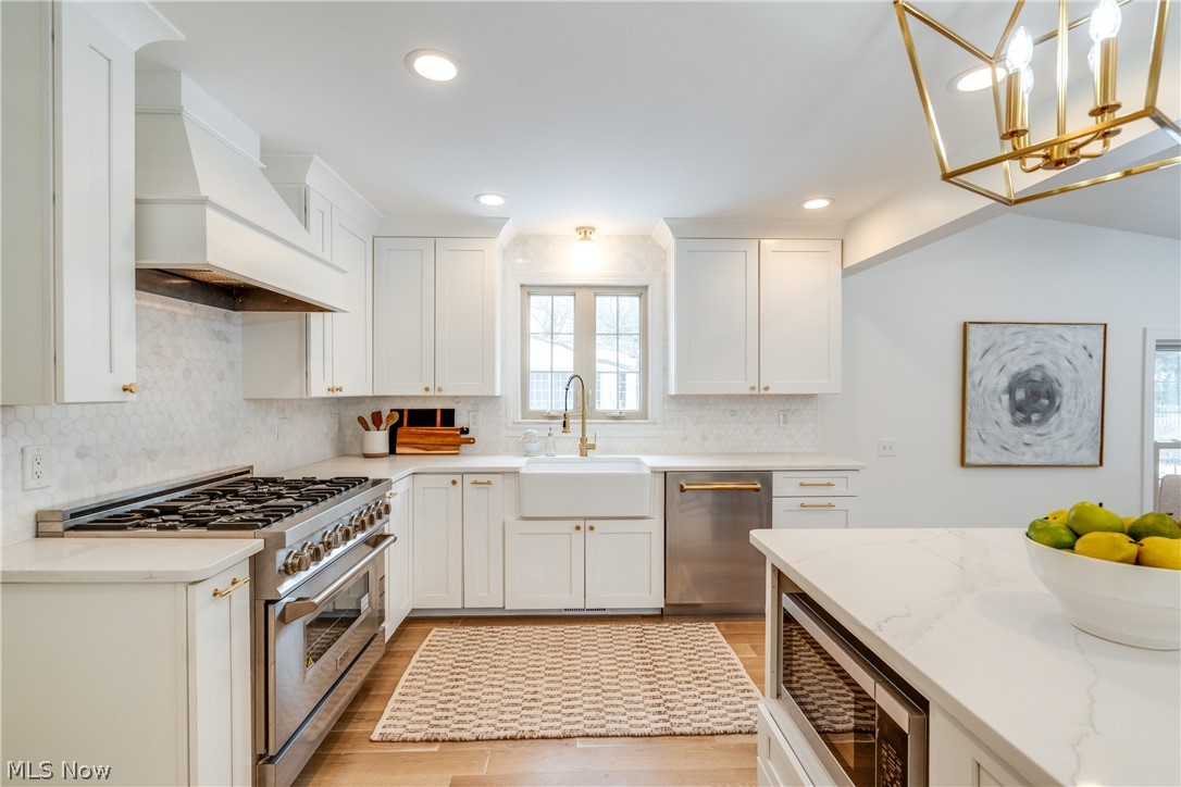 30009 Ednil Drive Bay Village OH 44140
