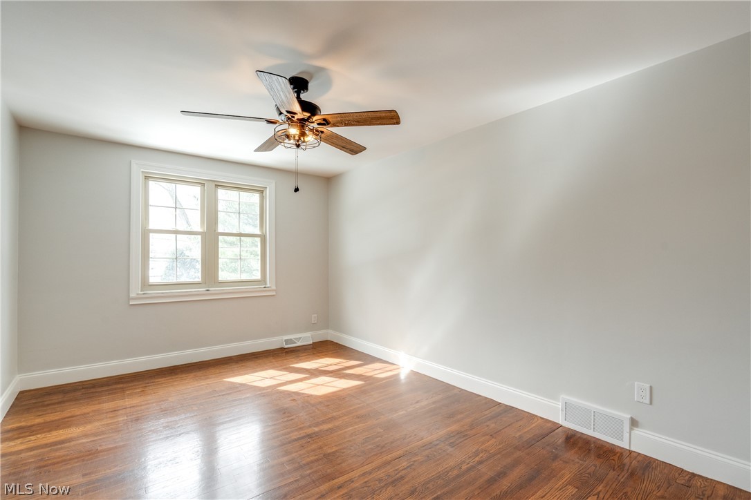 30009 Ednil Drive Bay Village OH 44140