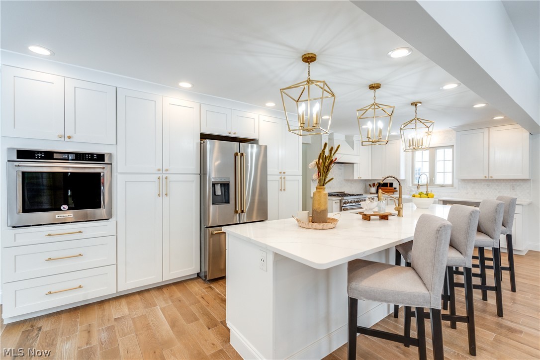 30009 Ednil Drive Bay Village OH 44140