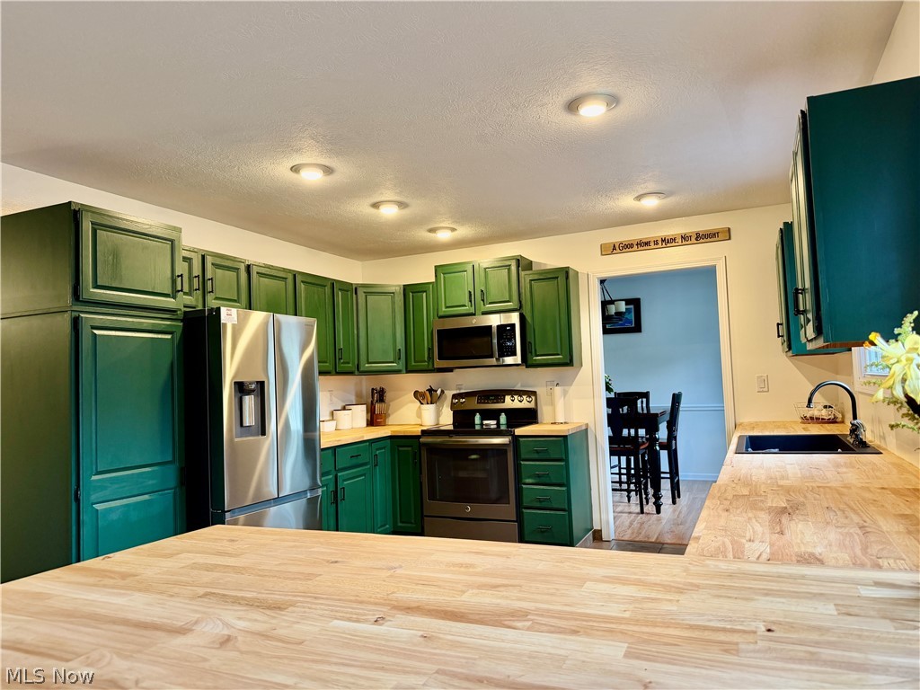 118 Northwood Drive Dover OH 44622