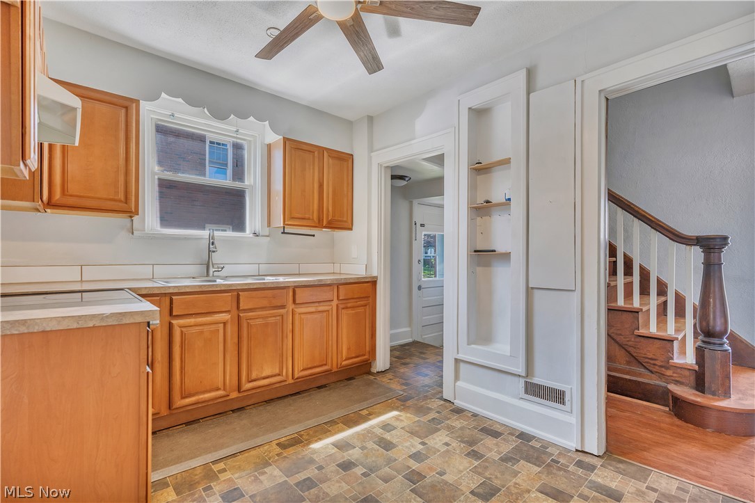 522 18th Street NW Canton OH 44703