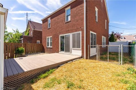 522 18th Street NW Canton OH 44703