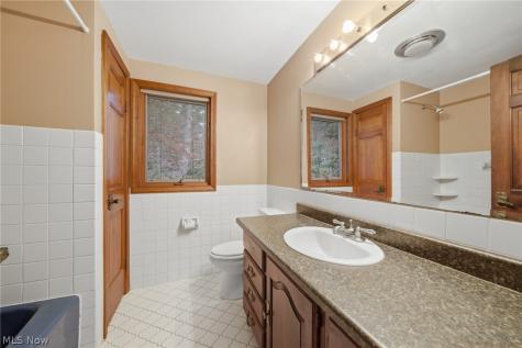 776 Perry Avenue Ravenna OH 44266