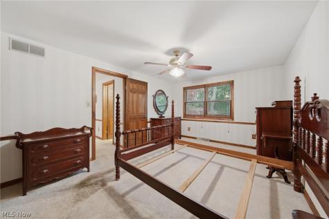 776 Perry Avenue Ravenna OH 44266