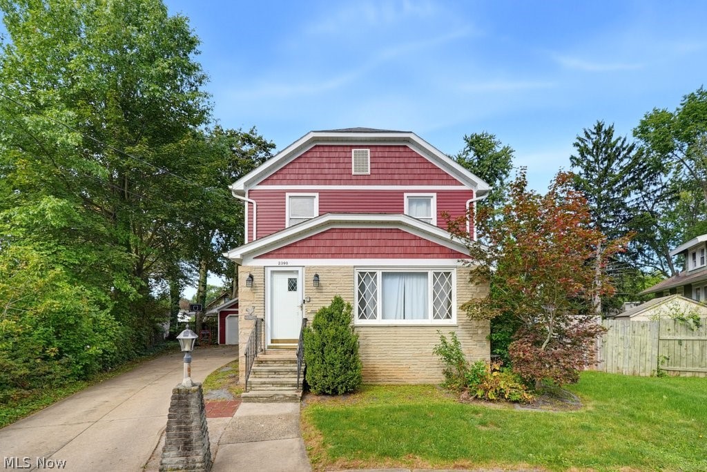 2390 Roth Drive Cuyahoga Falls OH 44221