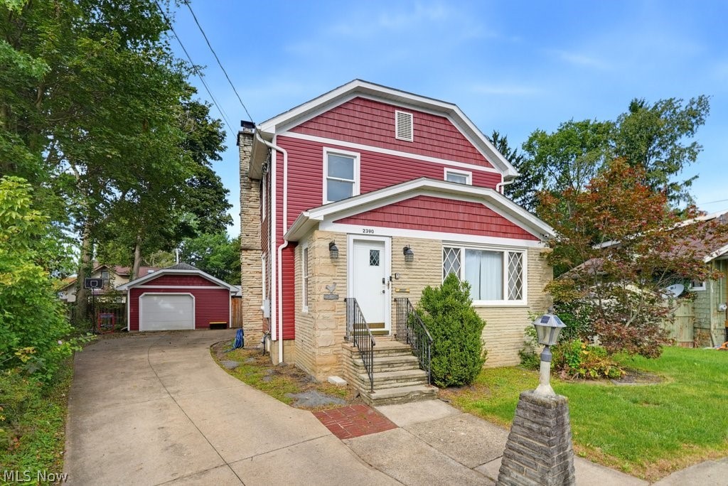 2390 Roth Drive Cuyahoga Falls OH 44221