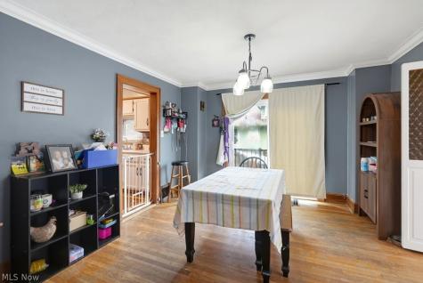 2390 Roth Drive Cuyahoga Falls OH 44221