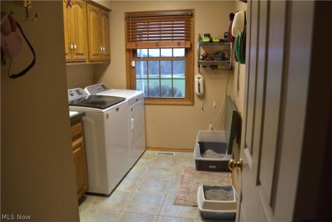 2285 Thoroughbred Drive Wadsworth OH 44281