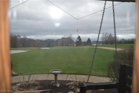 2285 Thoroughbred Drive Wadsworth OH 44281