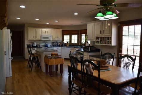 2285 Thoroughbred Drive Wadsworth OH 44281