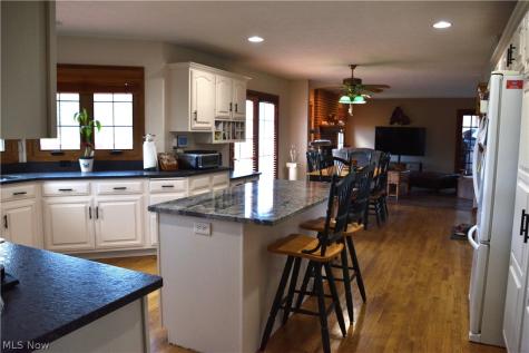 2285 Thoroughbred Drive Wadsworth OH 44281