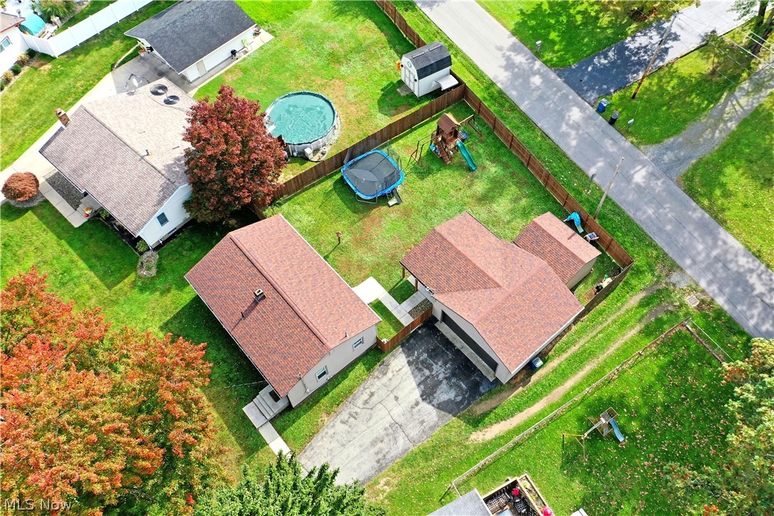8294 Englewood Street NE Warren OH 44484