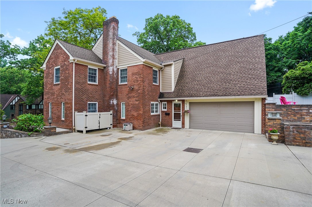 709 Palisades Drive Akron OH 44303
